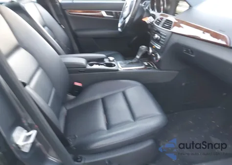 2013 Mercedes-Benz C 300 Sport 4Matic from USA, damaged, VIN WDDGF8AB2DR250911